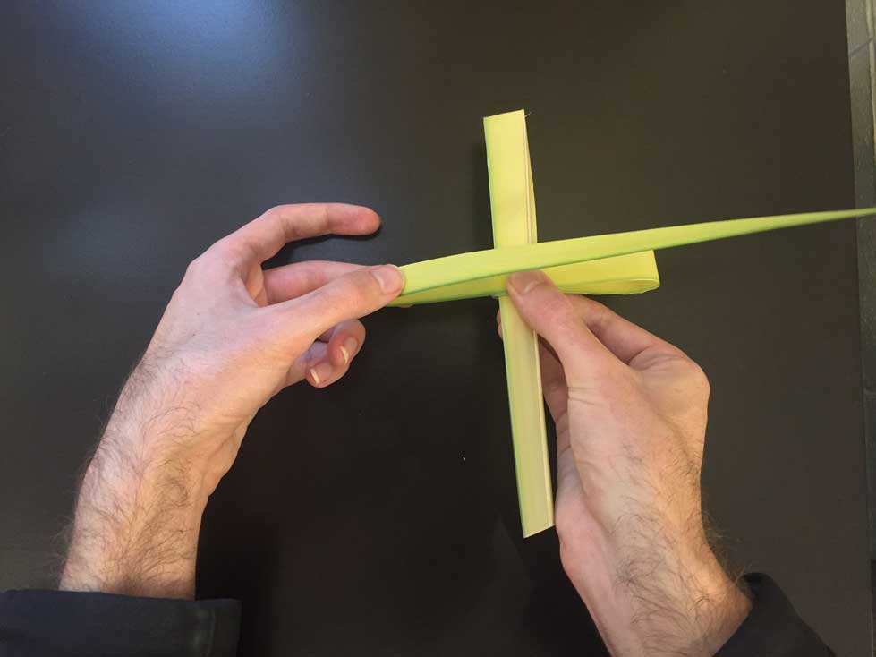 How to Fold Palm Cross Step 8